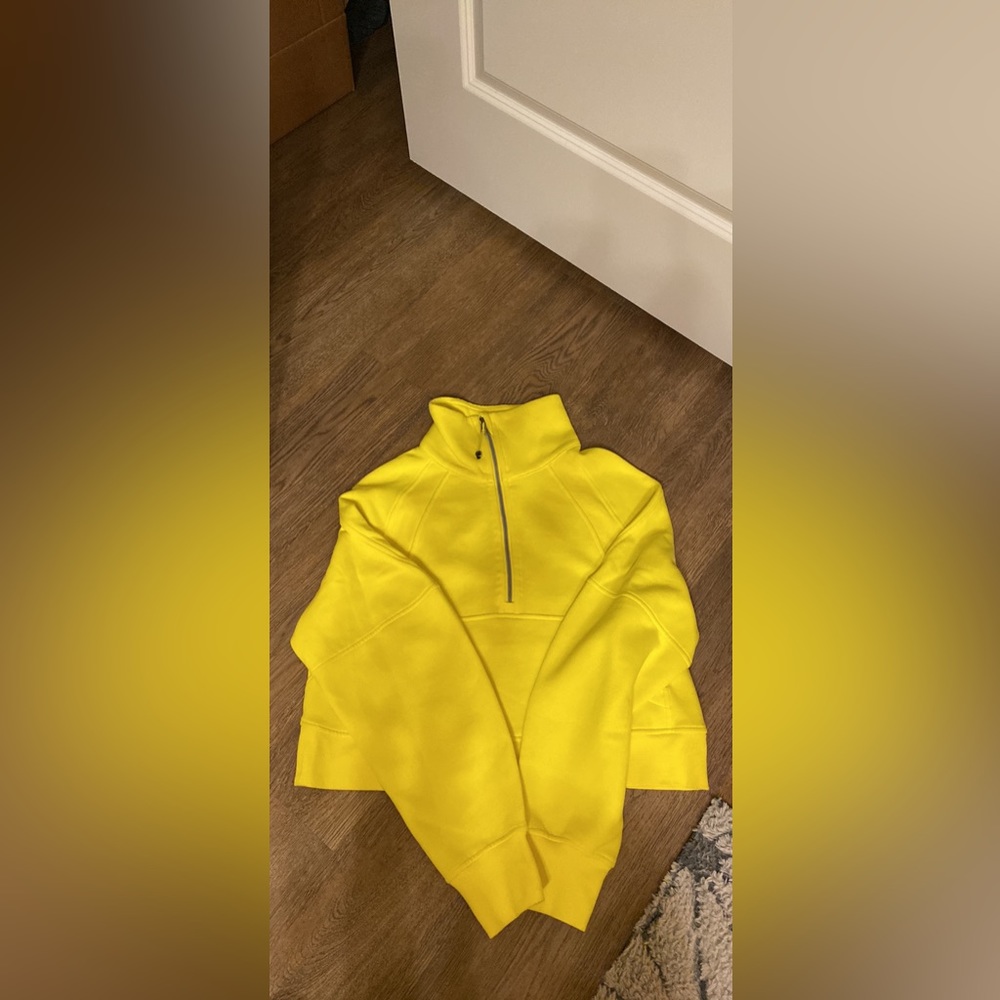 Lululemon size xs/s half zip scuba